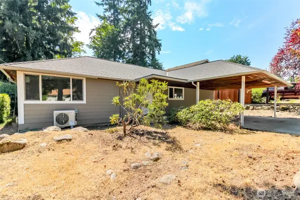 4751 S 172nd Place, SeaTac, WA 98188