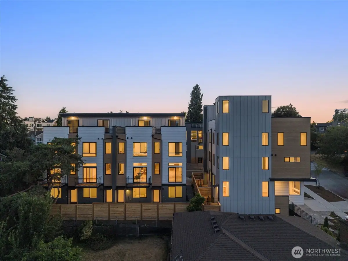 1914 Ferry Avenue Sw, Seattle, WA 98116 - #1