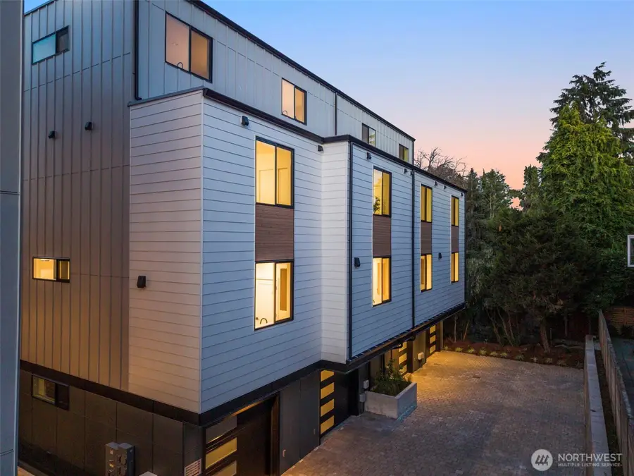1914 Ferry Avenue Sw, Seattle, WA 98116 - #2