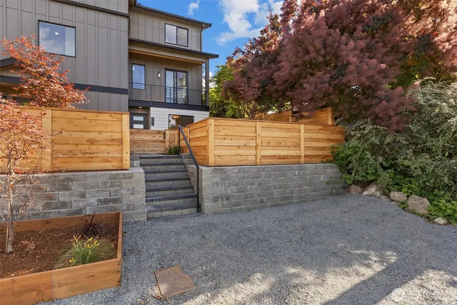 2615 NW 87th Street, Seattle, WA 98117 - #3
