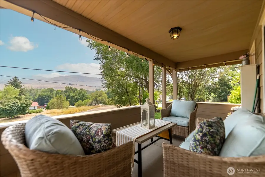 765 3rd Avenue N, Okanogan, WA 98840 - #3