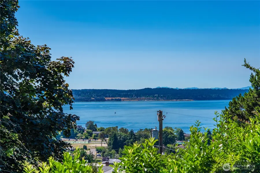 5027 Varco Road Ne, Tacoma, WA 98422 - #3