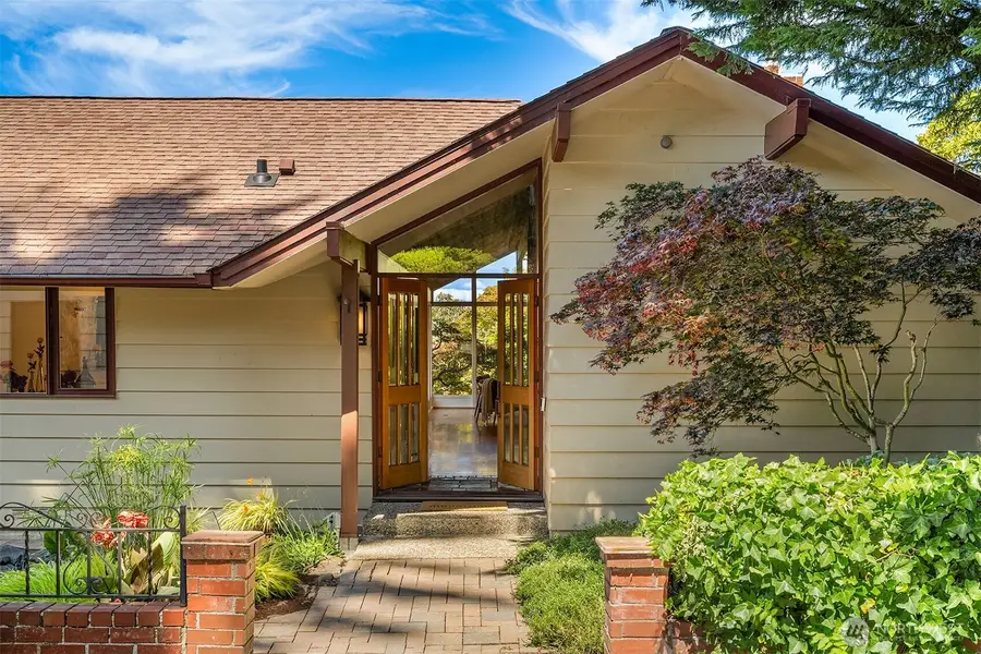 604 SW 206th Street, Normandy Park, WA 98166 - #3