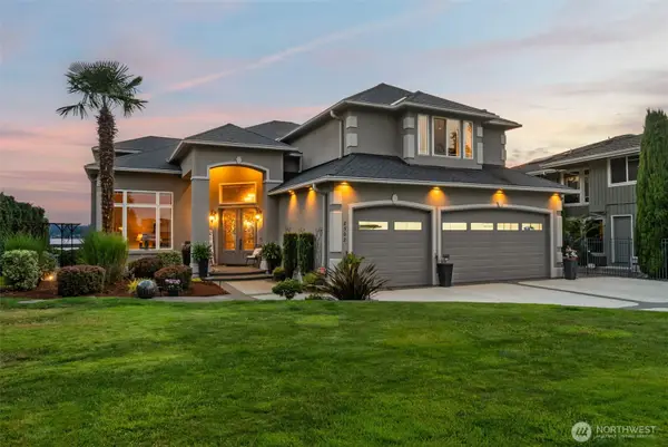 2502 199th Avenue Ct E, Lake Tapps, WA 98391