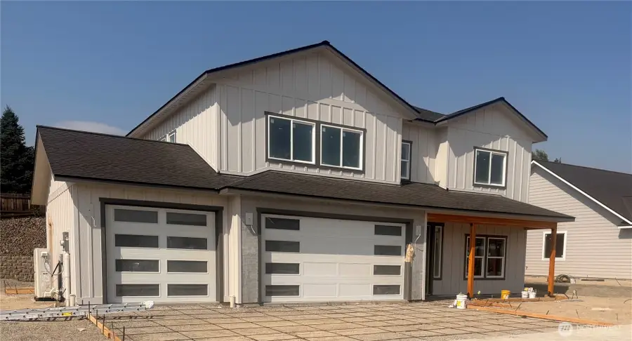 857 NE Tyler Place, East Wenatchee, WA 98802 - #2