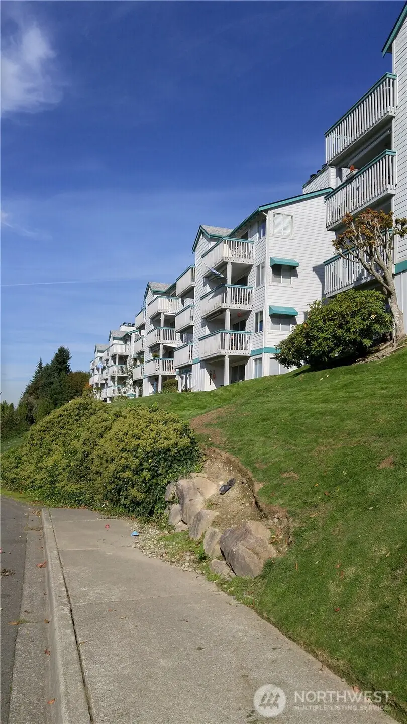 28610 16th Avenue S #201, Federal Way, WA 98003 - #1