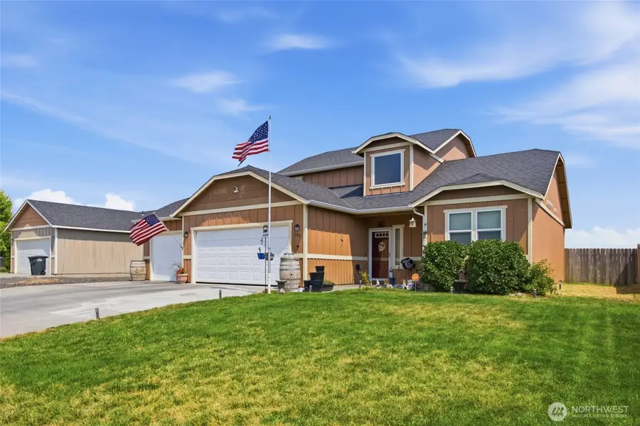 521 N Florida Drive, Moses Lake, WA 98837 - #2