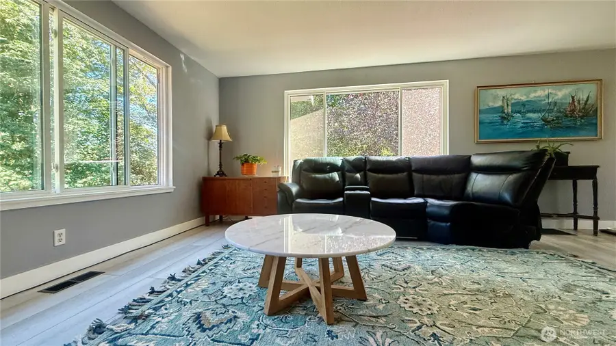 22045 Peter Grubb Road Se, Renton, WA 98058 - #3