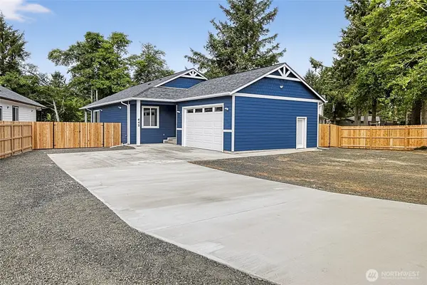 645 Itswoot Avenue Se, Ocean Shores, WA 98569