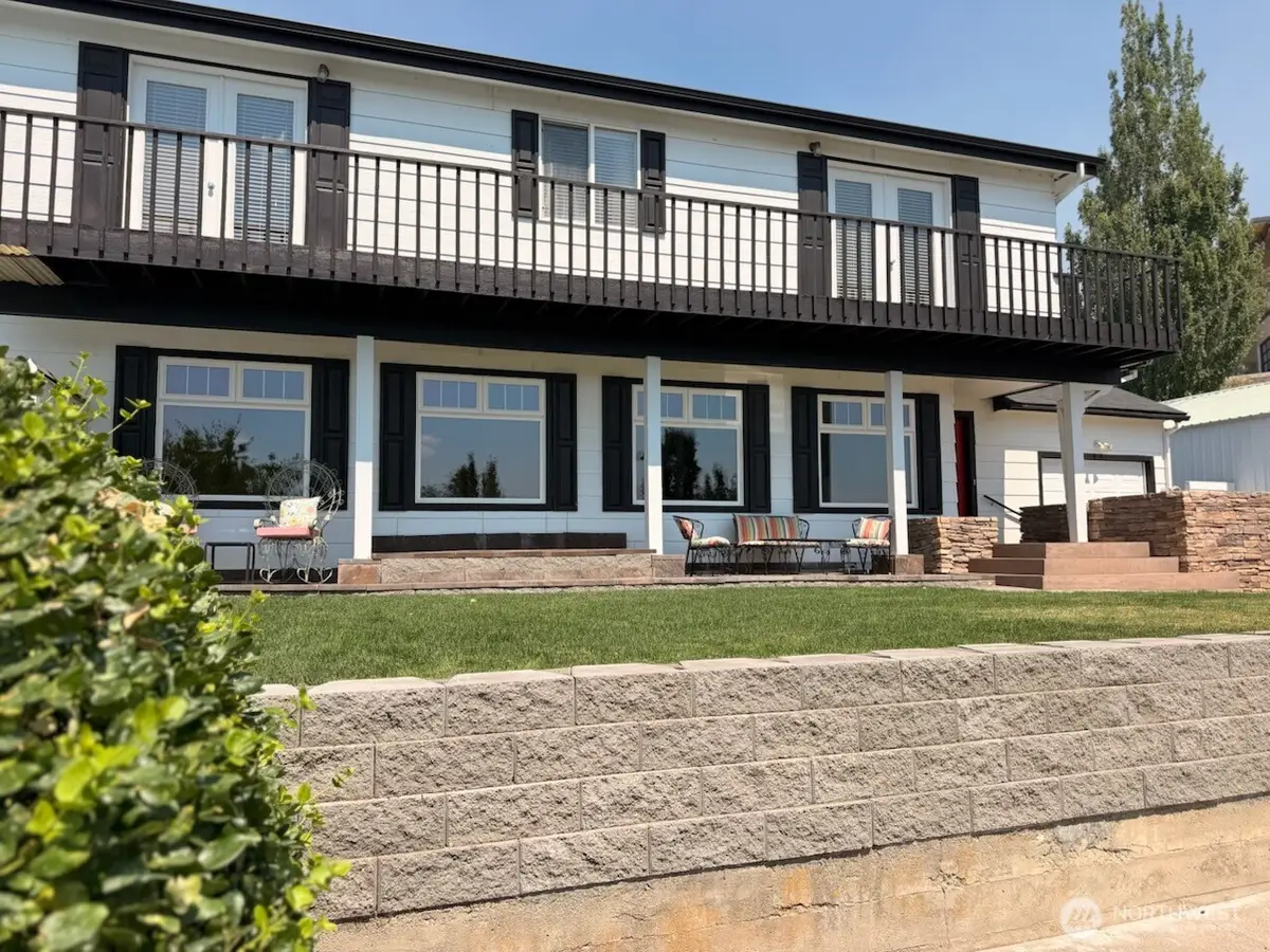 175 Green Avenue, Manson, WA 98831 - #1