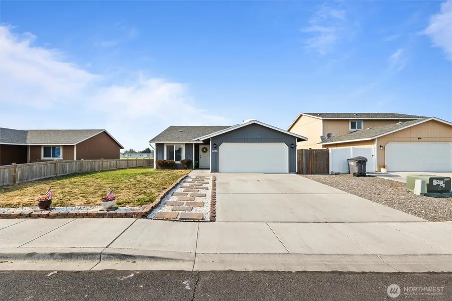 1355 E Birch Street, Othello, WA 99344 - #3
