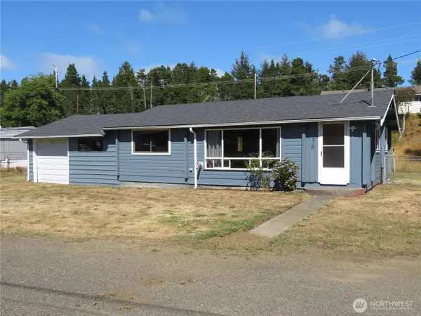 38 Linder Lane, Westport, WA 98595