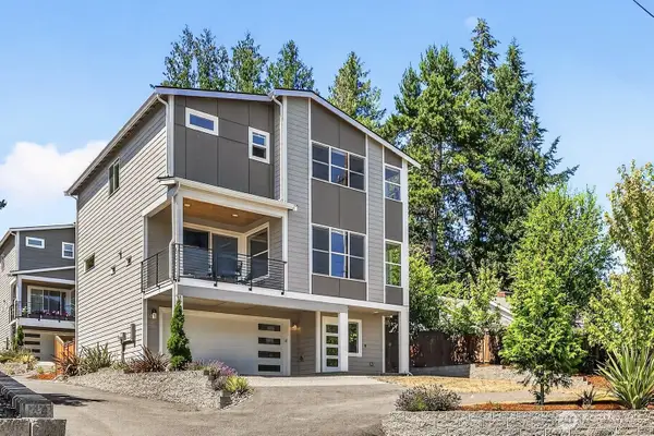17051 8th Avenue Ne, Shoreline, WA 98155