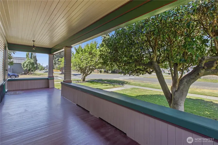 401 Varner Avenue Se, Orting, WA 98360 - #2