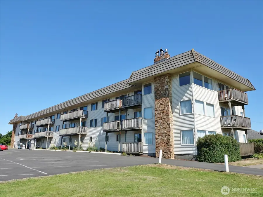 615 Ocean Shores Boulevard Nw #201, Ocean Shores, WA 98569 - #3