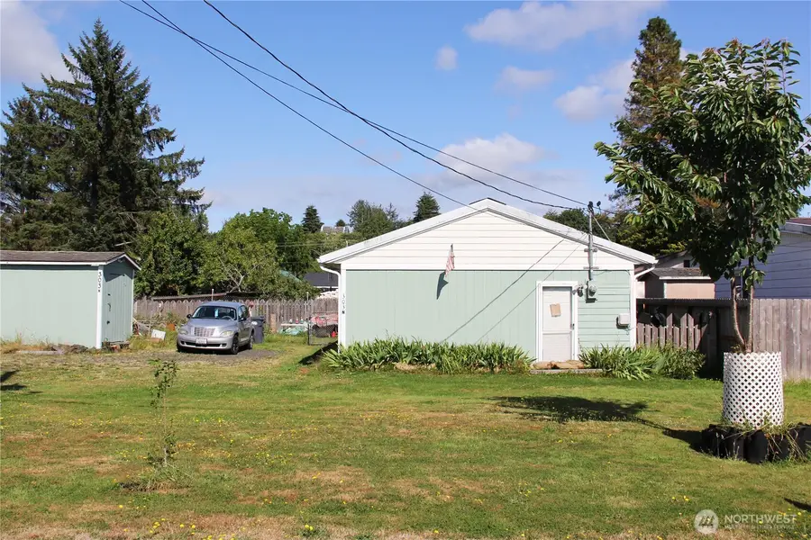 303 Monroe Street, South Bend, WA 98586 - #2