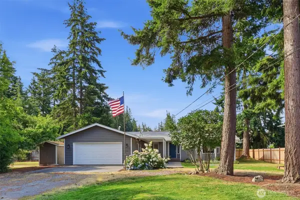 390 Cambrae Drive, Camano Island, WA 98282