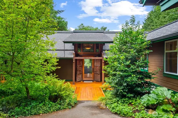 6037 Swayne Drive Ne, Olympia, WA 98516
