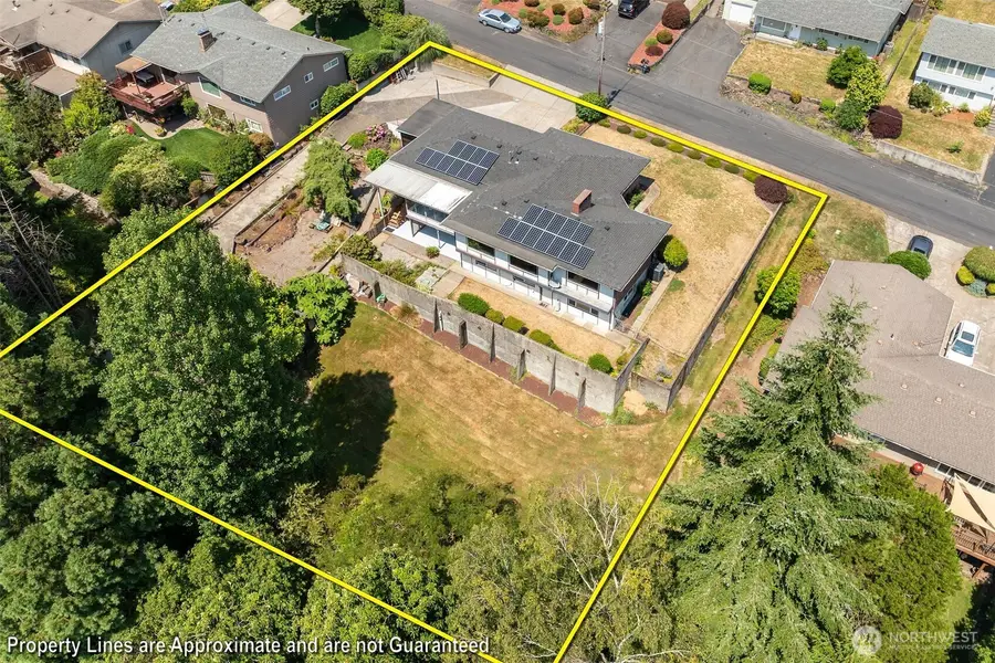 135 Victoria Street, Longview, WA 98632 - #2