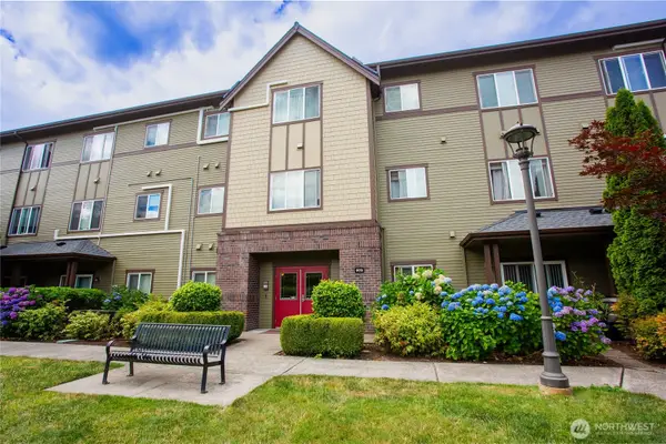 973 NE Ingram Street #A-303, Issaquah, WA 98029