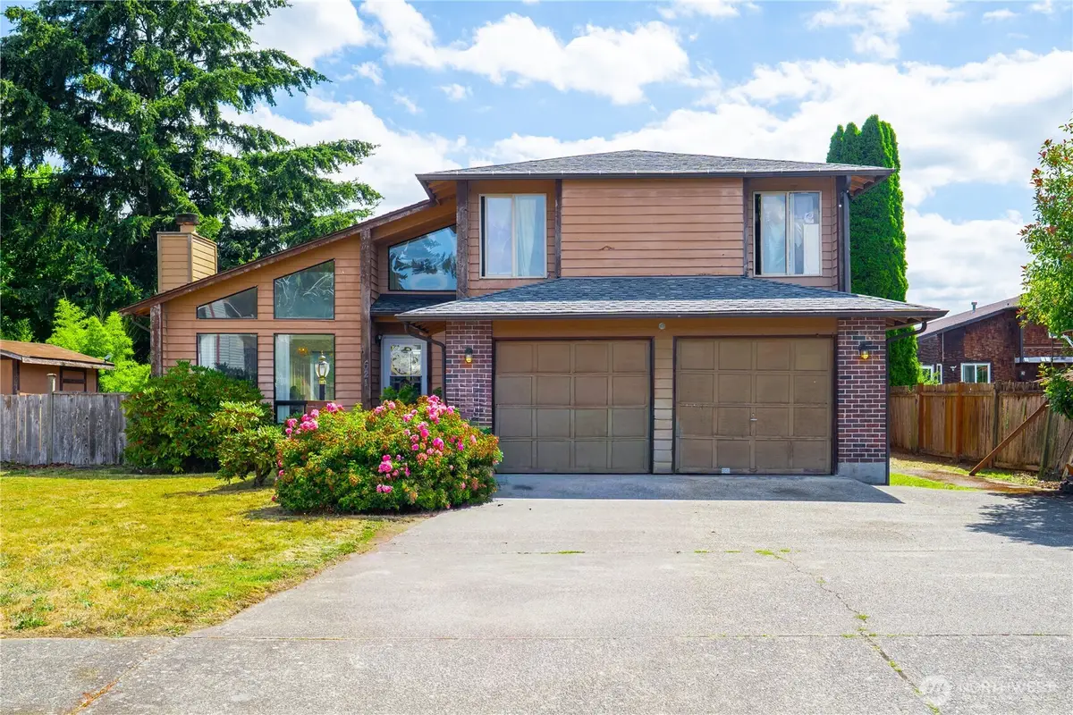 621 Glacier Avenue S, Pacific, WA 98047 - #1