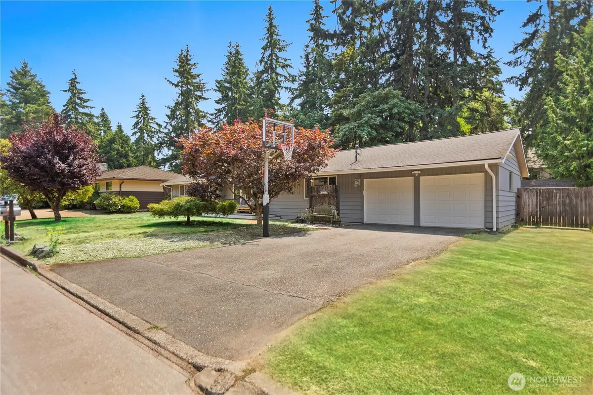 10301 NE 136th Place Ne, Kirkland, WA 98034 - #1