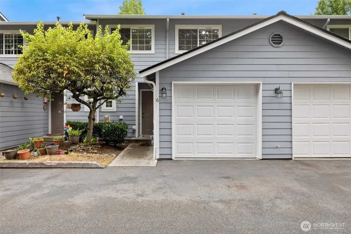 21327 76th Avenue W #B6, Edmonds, WA 98026 - #1