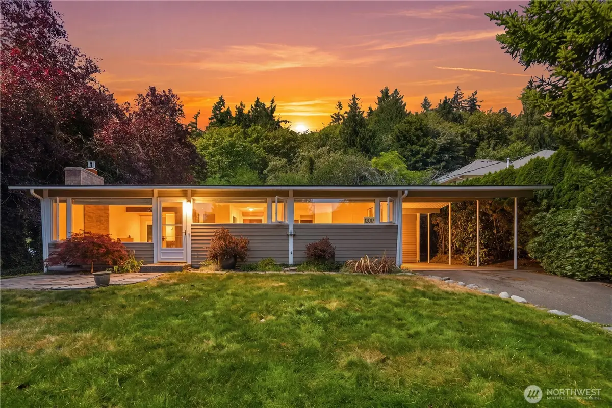 12017 93rd Avenue Ne, Kirkland, WA 98034 - #1
