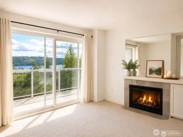 15020 Bothell Way Ne #204, Lake Forest Park, WA 98155