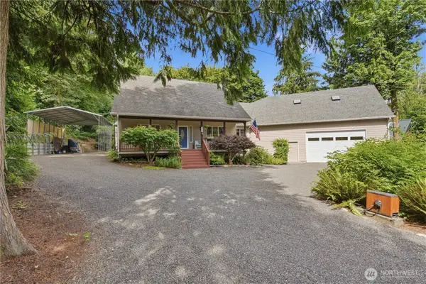 4782 NW Grover Lane, Bremerton, WA 98312