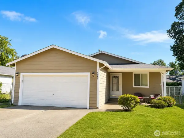 226 166th St E,, Spanaway, WA 98387