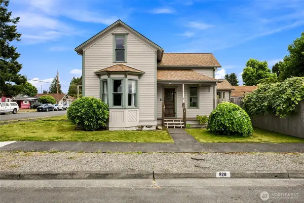 928 3rd Avenue Nw, Puyallup, WA 98371