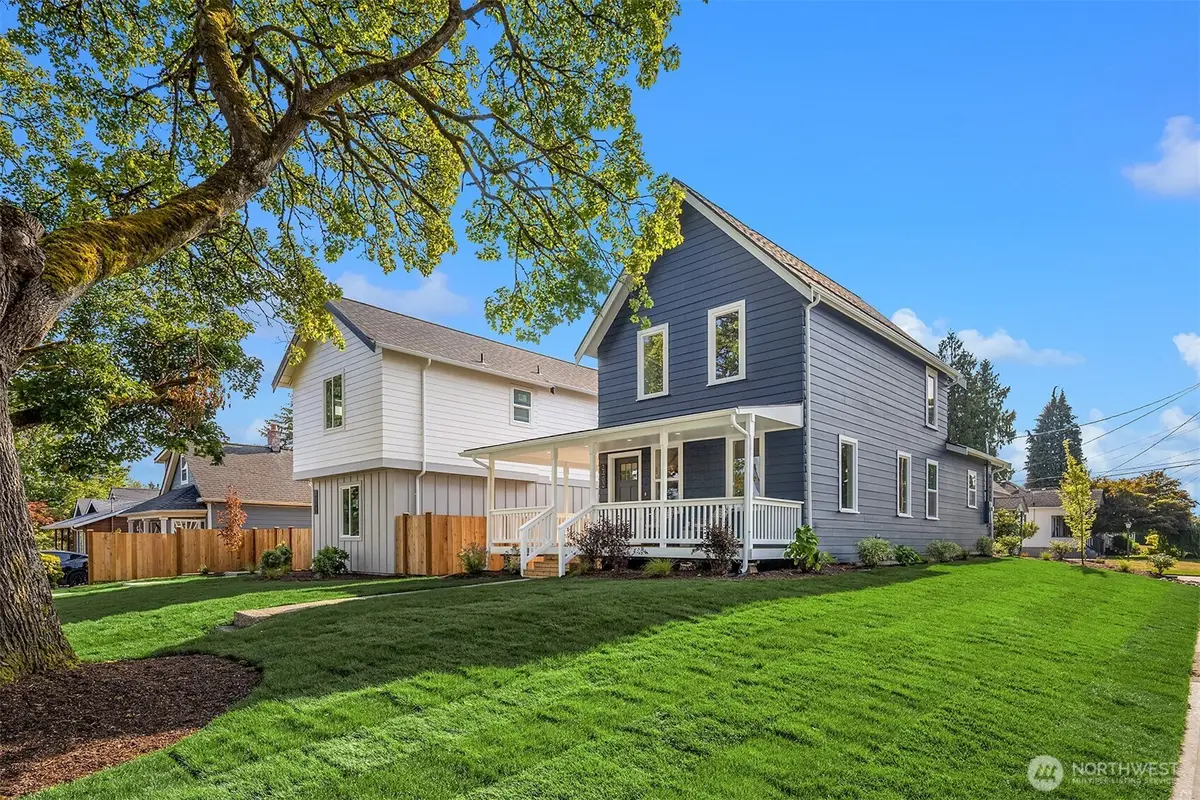 2402 Cleveland Avenue #A, Everett, WA 98201 - #1