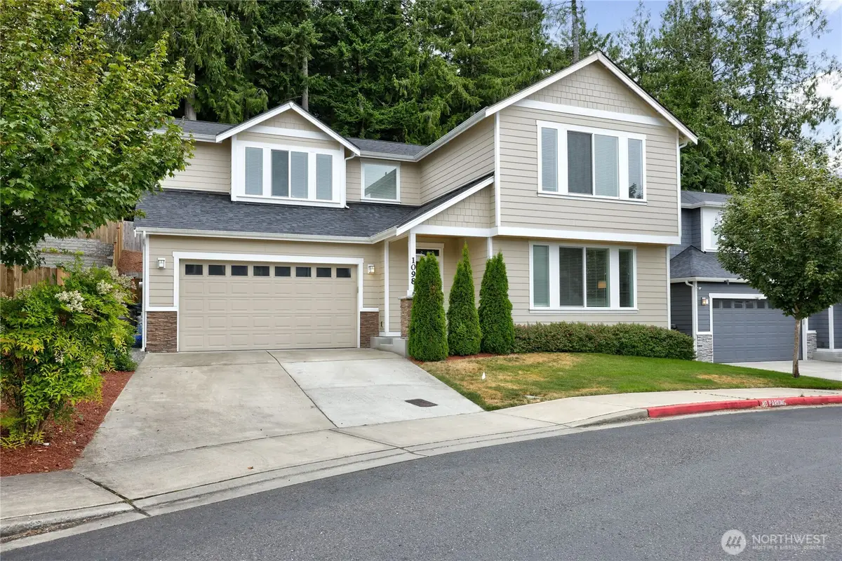 1098 NE Sockeye Court, Bremerton, WA 98311 - #1