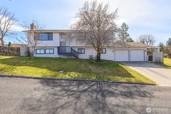 32 Diamond Street, Electric City, WA 99123