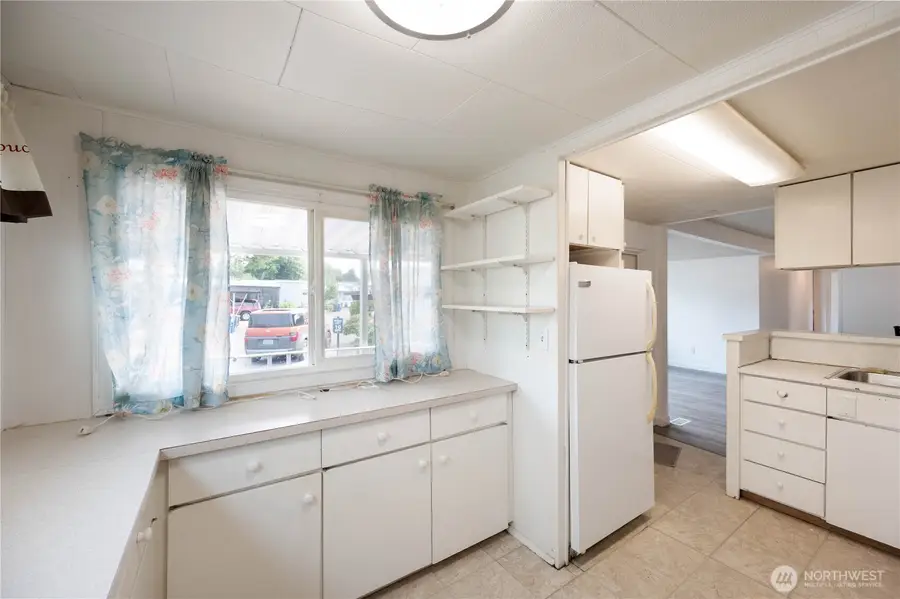 3235 S 182nd Street, Seatac, WA 98188 - #2