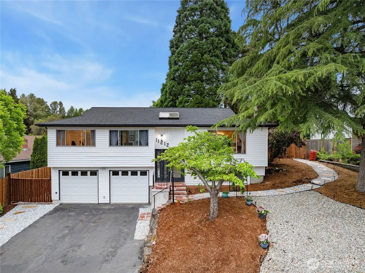 11212 NE 145th Street, Kirkland, WA 98034 - #1