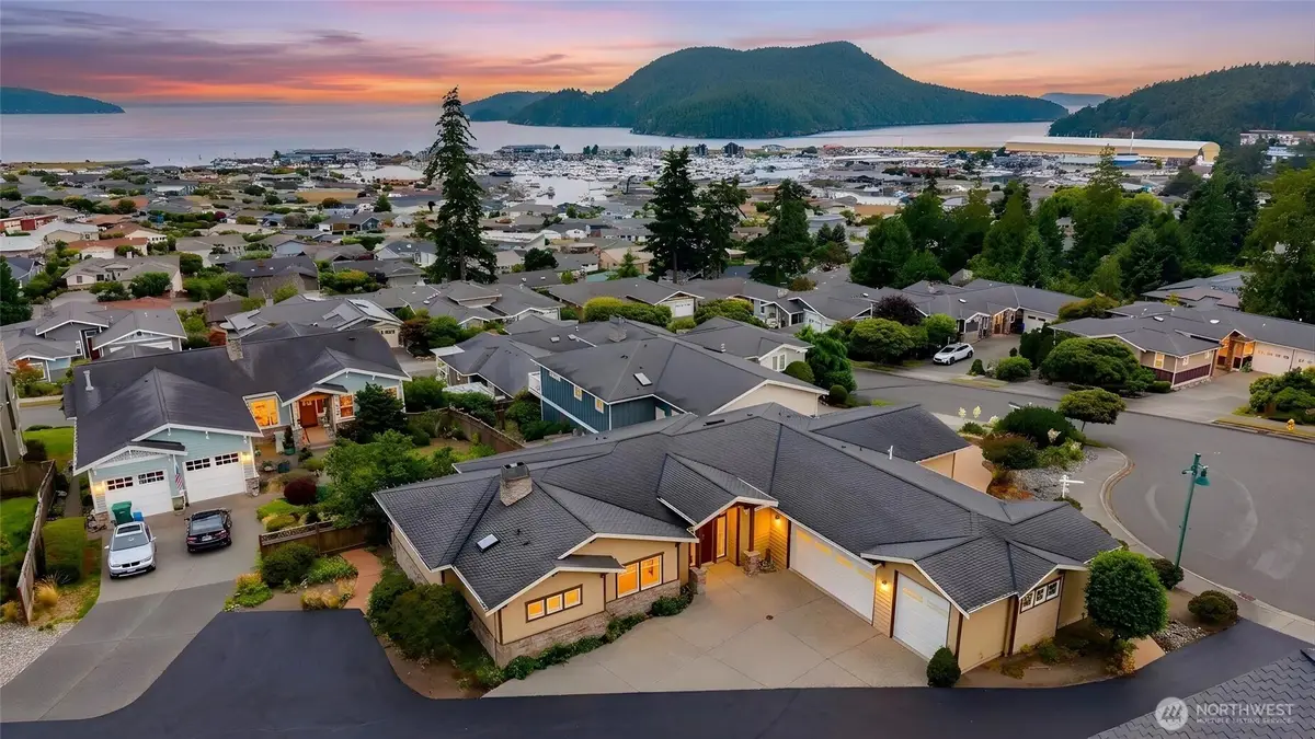 5214 Maritime Court, Anacortes, WA 98221 - #1