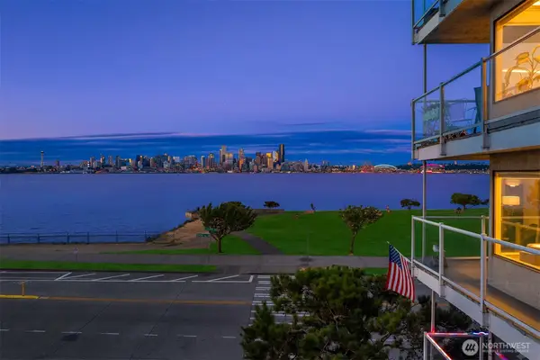1101 Harbor Avenue Sw #2C, Seattle, WA 98116