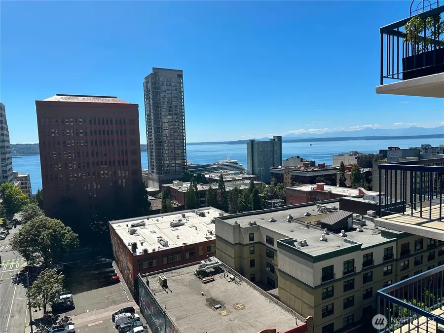 2100 3rd Avenue #1401, Seattle, WA 98121 - #2