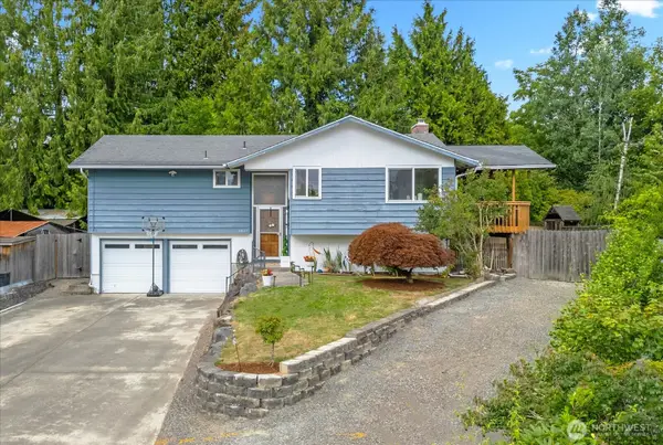 18619 42nd Place W, Lynnwood, WA 98037
