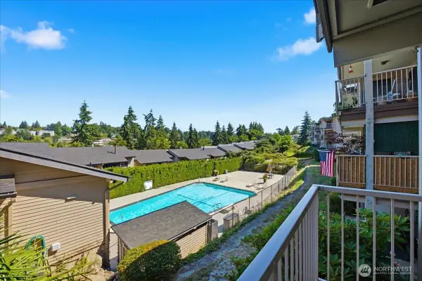 2920 76th Avenue Se #211, Mercer Island, WA 98040