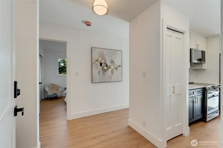 321 Bellevue Way Se #401, Bellevue, WA 98004 - #3