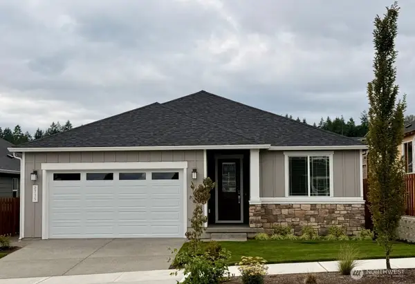 2715 Bowthorpe Street Se, Lacey, WA 98513