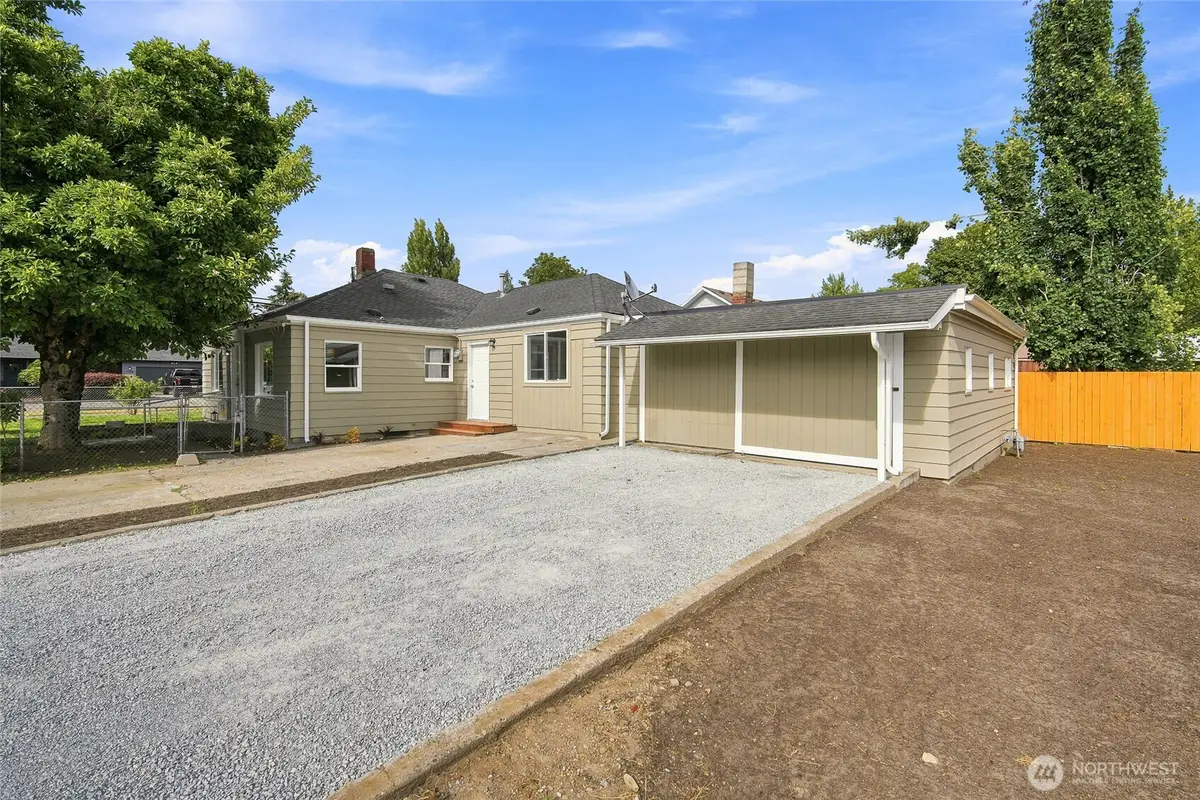 901 11th Street, Sedro Woolley, WA 98284 - #1