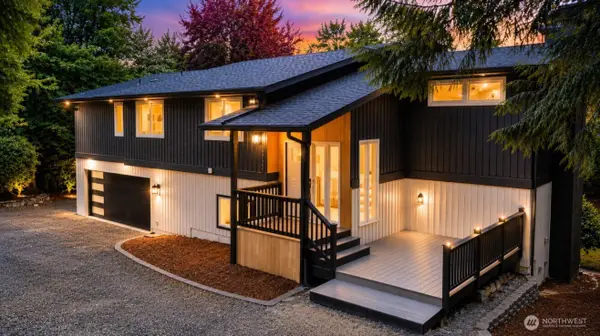 5755 Blakely Avenue Ne, Bainbridge Island, WA 98110