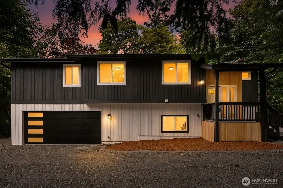 5755 Blakely Avenue Ne, Bainbridge Island, WA 98110 - #2