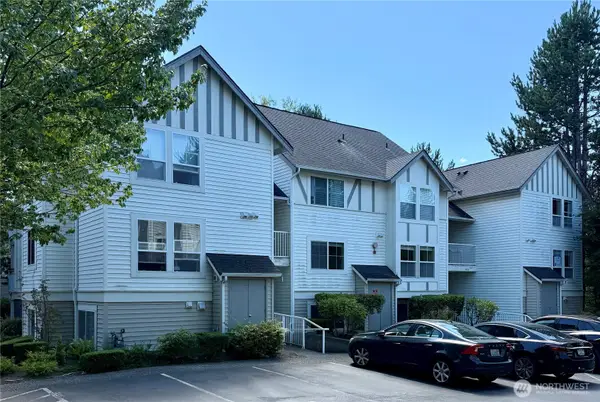 4421 249th Terrace Se #11-202, Sammamish, WA 98029