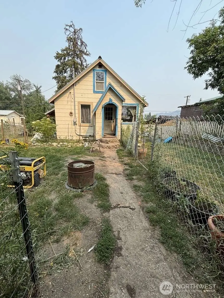 54 N Adams Street, Republic, WA 99166 - #1