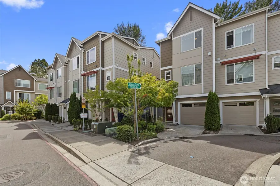 347 Vashon Court Ne, Renton, WA 98059 - #2